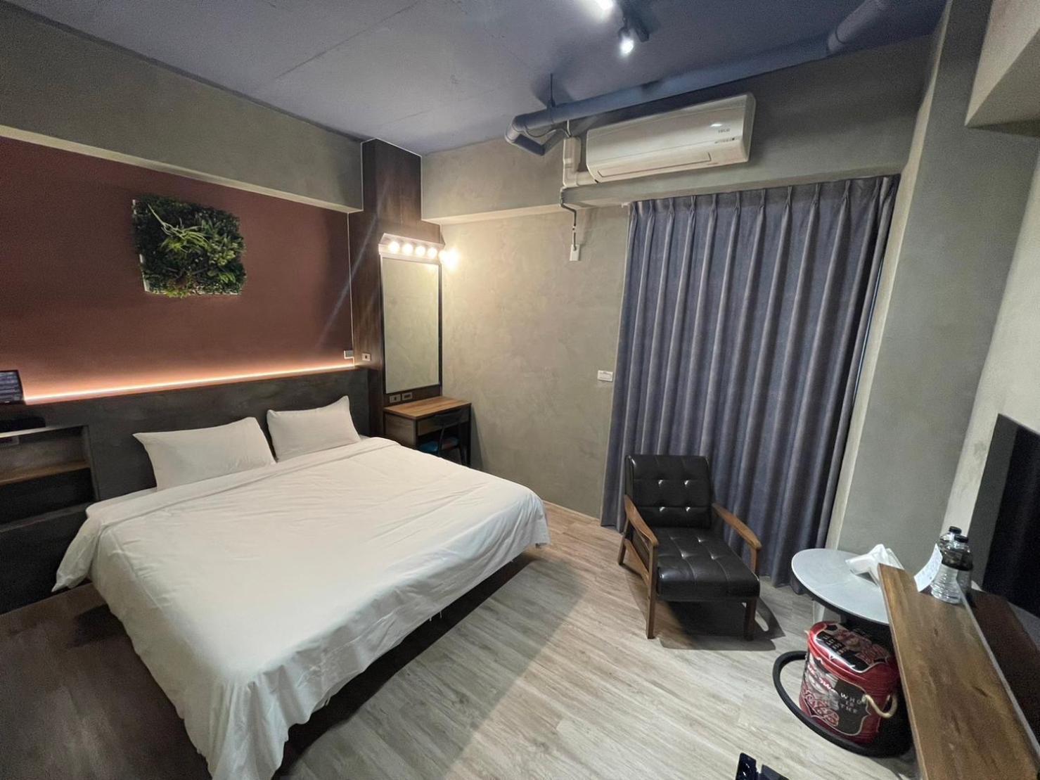 Long Lang Homestay Tainan Exterior foto